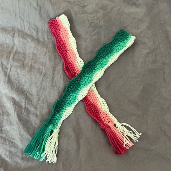 Handmade Crochet Ripples Bookmarks - Picture 5 of 5